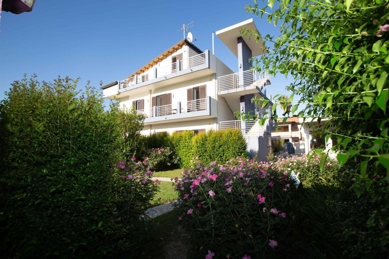 Selenite Vila Capo dʼOrlando Exterior foto